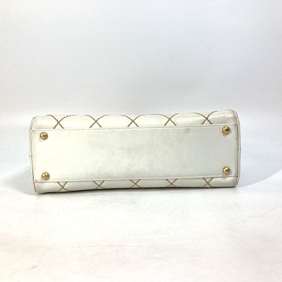 CHANEL Vintage White Bag - Picture 5 of 16